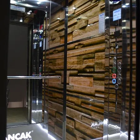 Frühstückspension Naz By Travelin