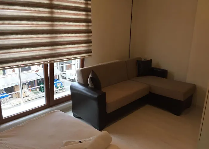 Naz By Travelin Трабзон